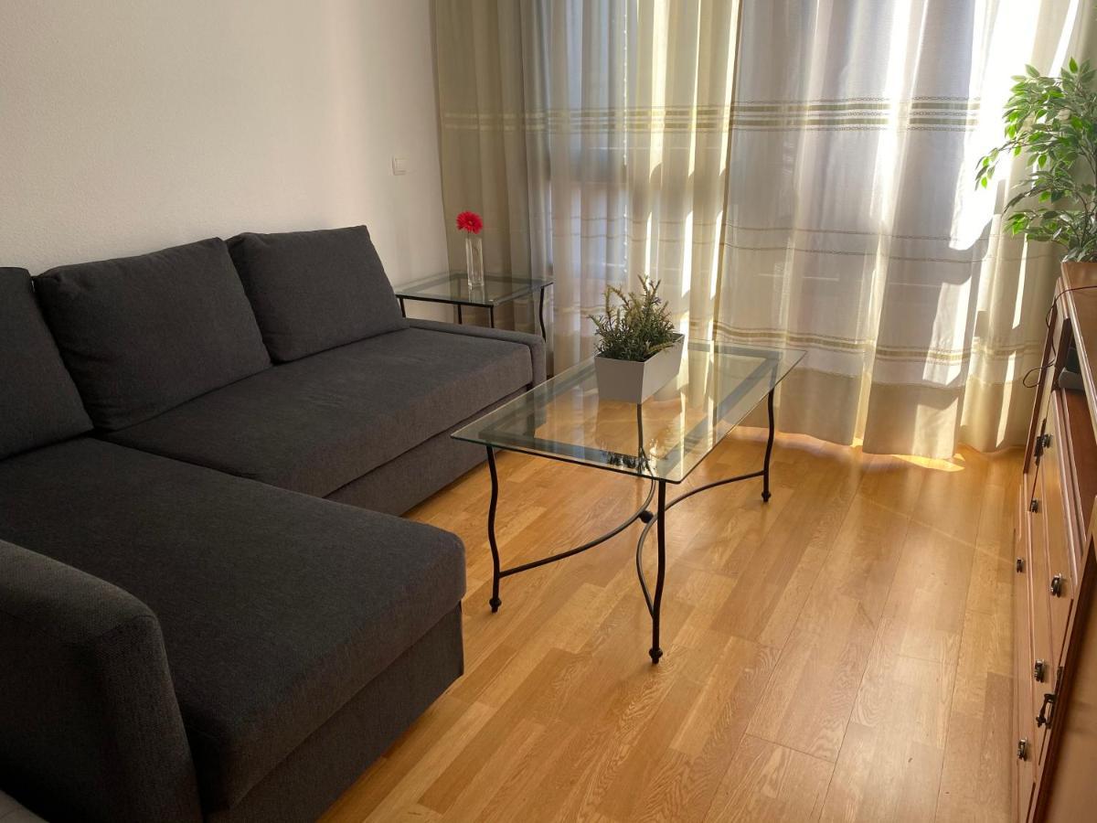 Apartment Madrid Barajas Buitenkant foto